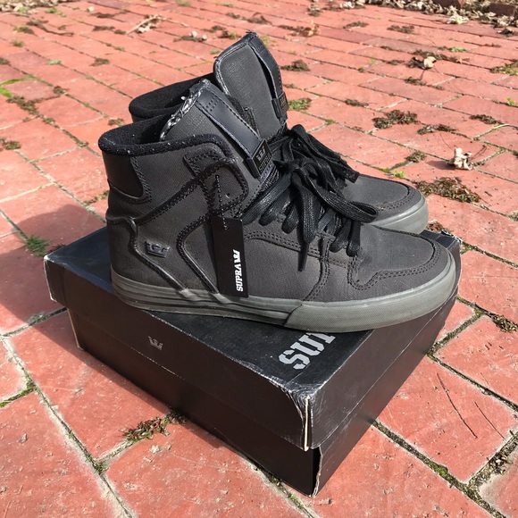 supra vaider size 6